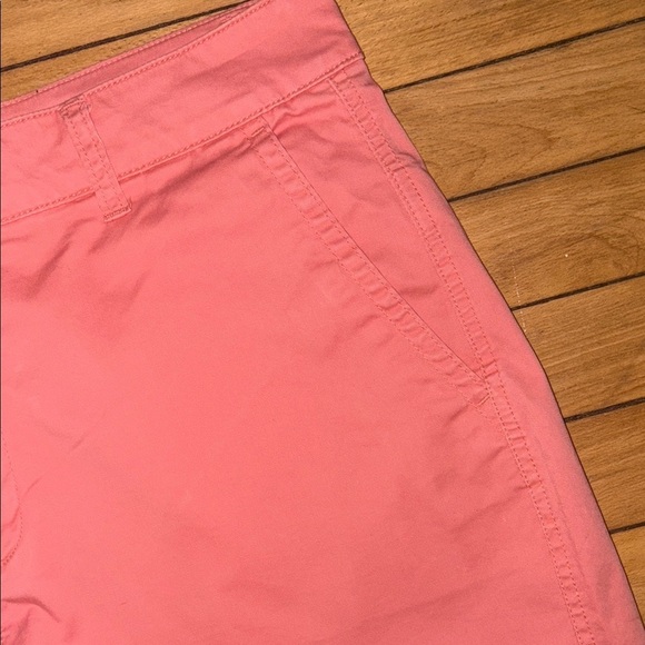 Woman’s Gap chino shorts. Size 14 - Picture 3 of 6